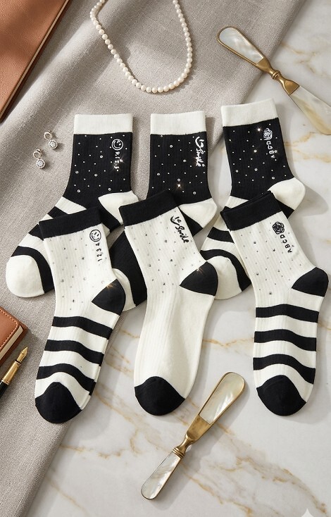 Skarpety WiK SO&LI QY009-11 Damskie 060 Wzór Cyrkonie 35-42