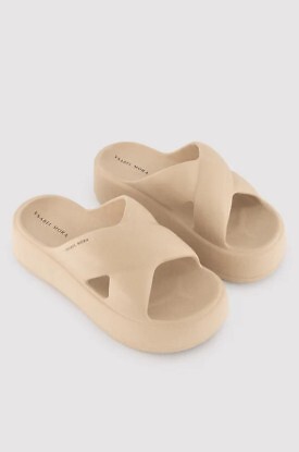 Klapki plażowe Ysabel Mora 86287 36-41