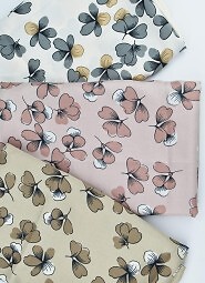 Apaszka Noviti CS025 Płatki Kwiatów