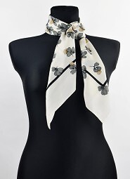 Apaszka Noviti CS025 Płatki Kwiatów