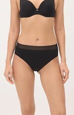 Figi Ysabel Mora 19495