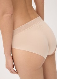 Figi Ysabel Mora 19495