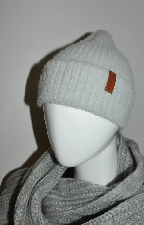 Czapka Veilo 12.32 damska